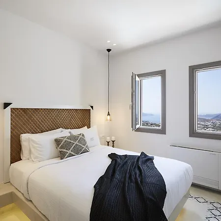 White & Co. La Torre Suites Pyrgos Kallistis Exterior photo